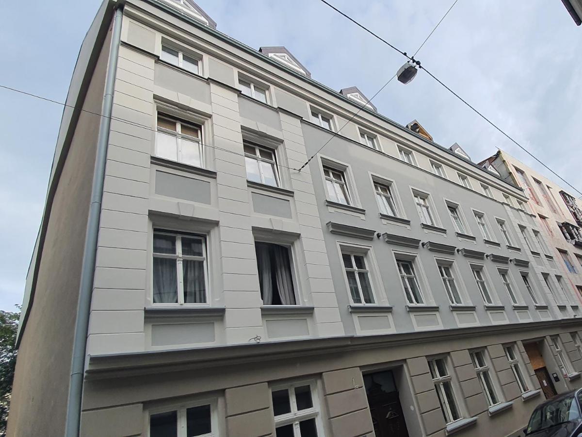 Old Town Apartment พอซนาน ภายนอก รูปภาพ