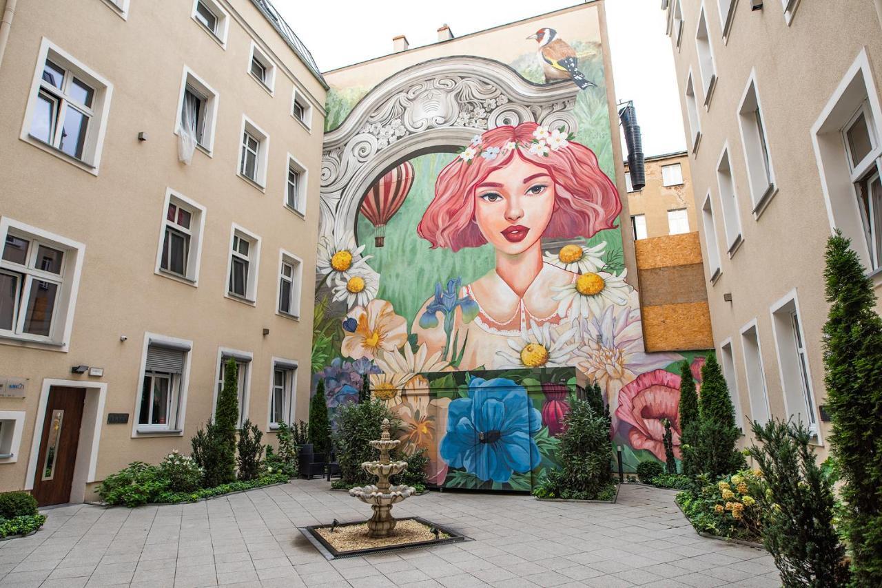 Old Town Apartment พอซนาน ภายนอก รูปภาพ